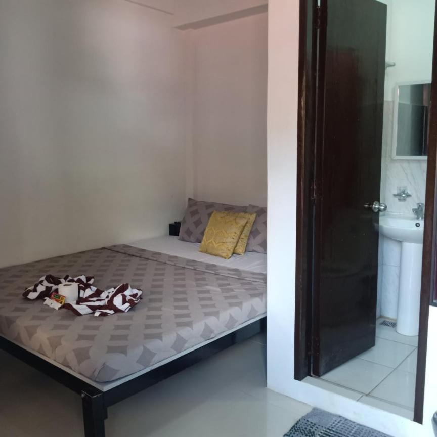 Chelle'S Apartelle-Inn 엘니도 외부 사진